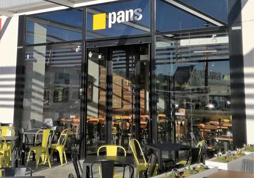Pans & Company, marca emblemática de restauración del grupo Eat Out, ha anunciado la apertura de un nuevo establecimiento en la Comunidad Valenciana. 