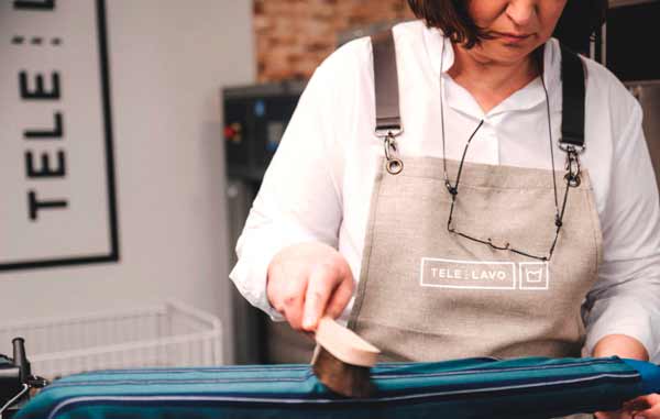 Telelavo Franquicias. Telelavo es la primera lavandería artesanal a domicilio, la primera red de talleres que se ocupa de la higiene del textil, con mimo y profesionalidad.
